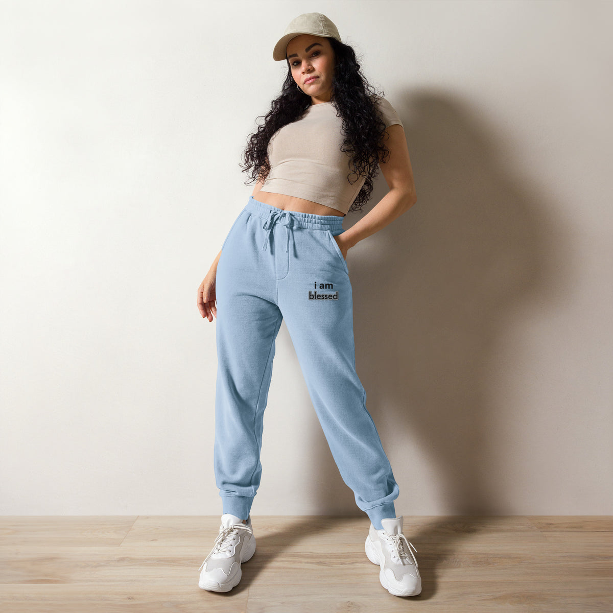 Women pigment-dyed sweatpants